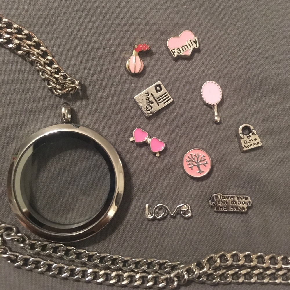 Love living locket charms- 💕3 for $10.00💕-New